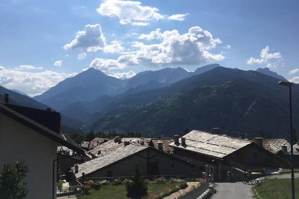Maison Des Alpes Mansarda Oulx Zewnętrze zdjęcie